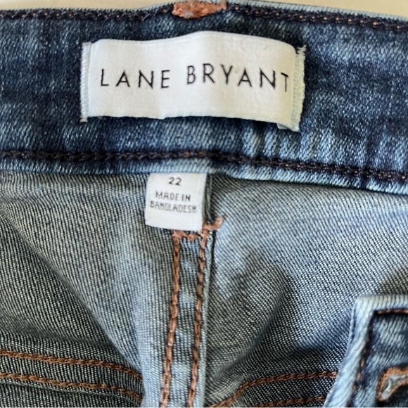 Lane Bryant midrise skinny signature fit flex magic waist Stonewashed distressed - Picture 5 of 5